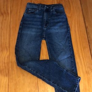 Urban Outfitters (BDG) Girlfriend Jeans